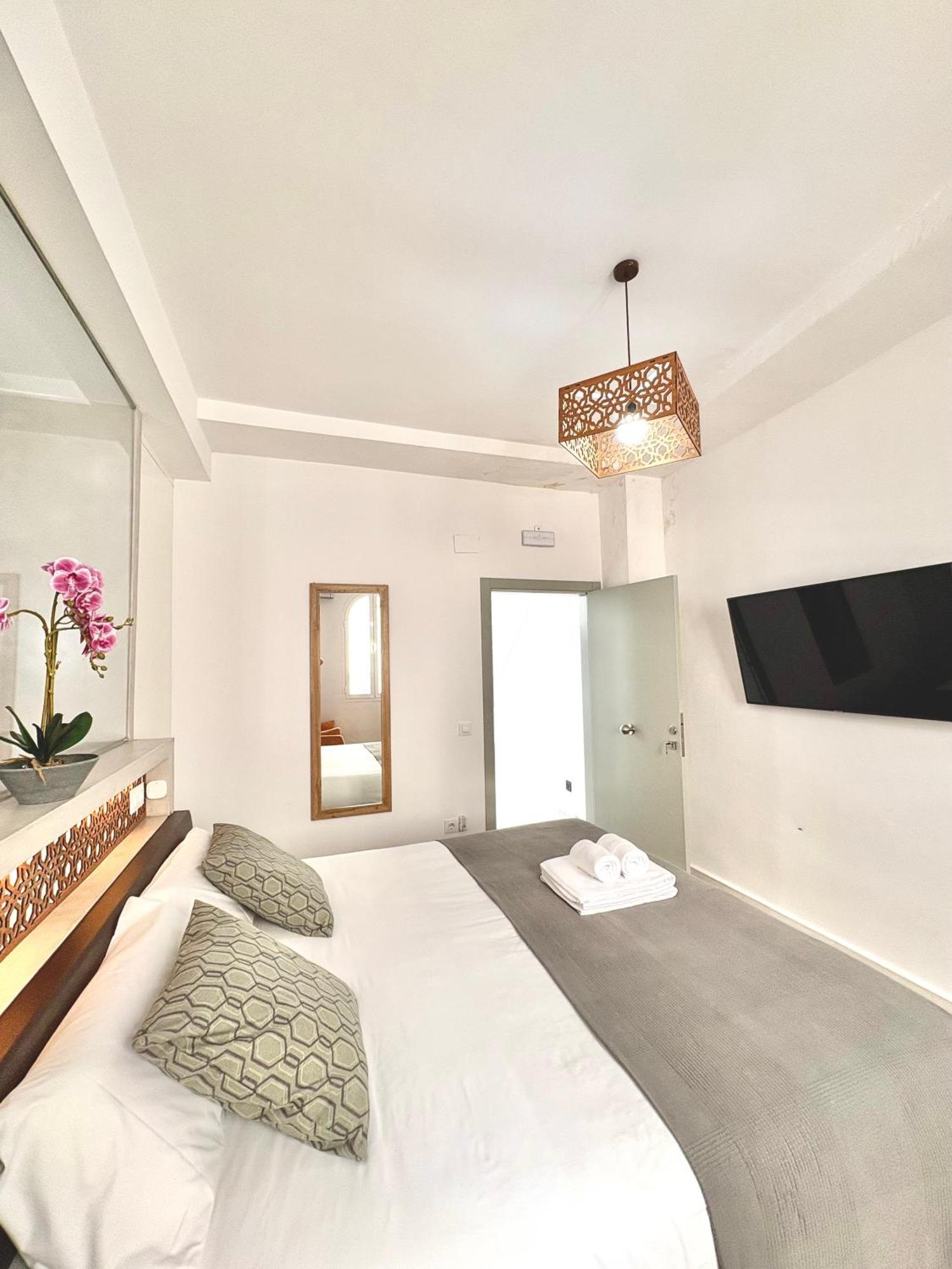 Unique House - Private Spa&Pool -StayinSewilla Zewnętrze zdjęcie