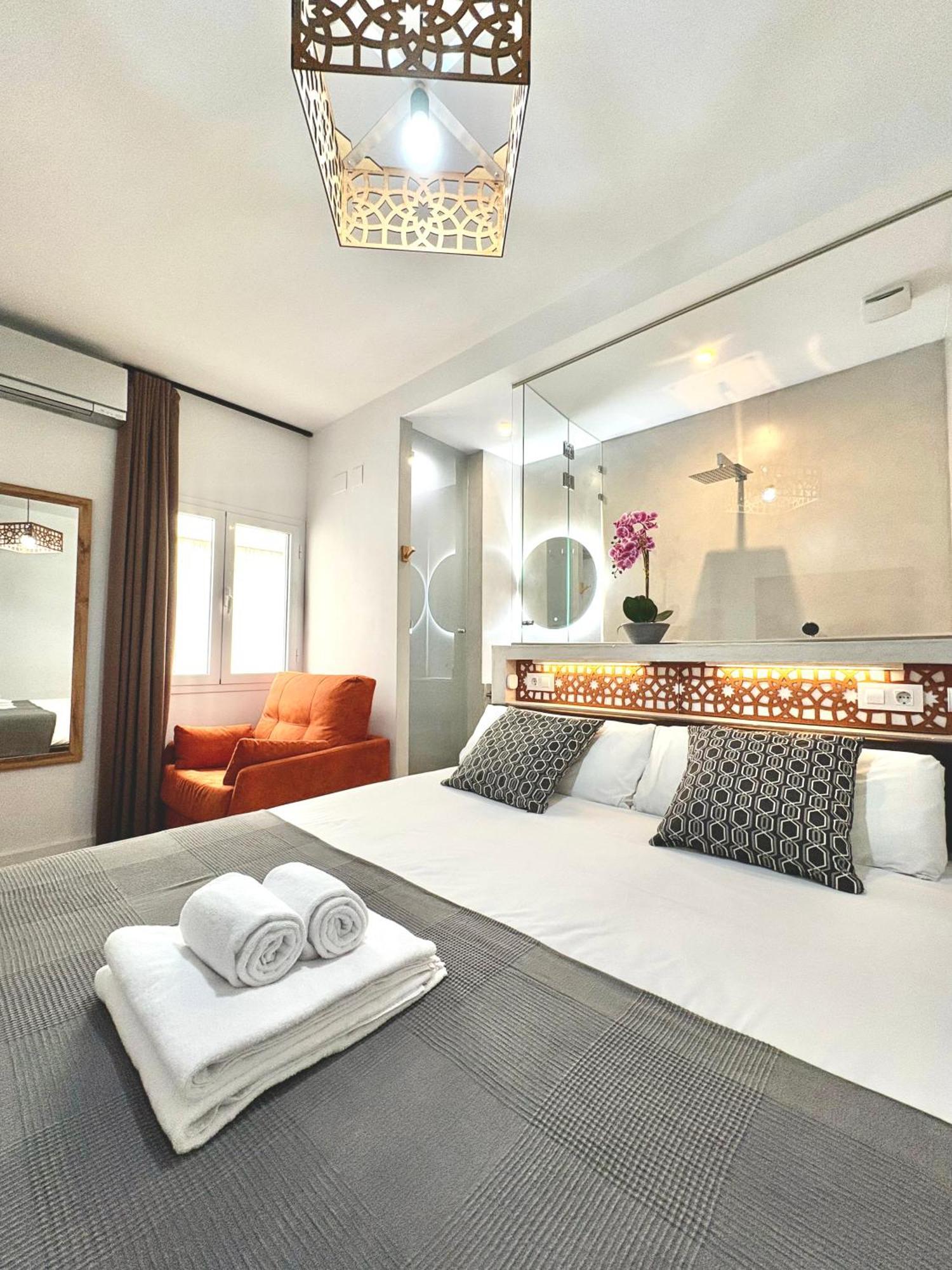 Unique House - Private Spa&Pool -StayinSewilla Zewnętrze zdjęcie